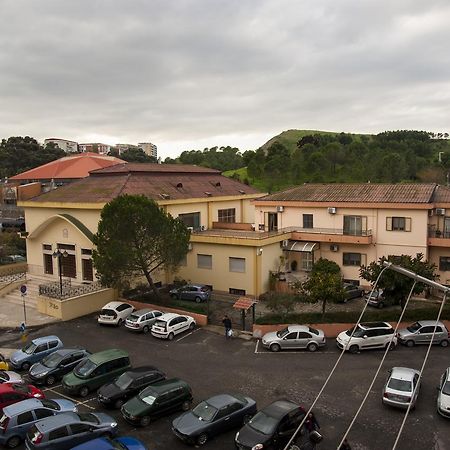 Alma B&B Crotone Eksteriør billede