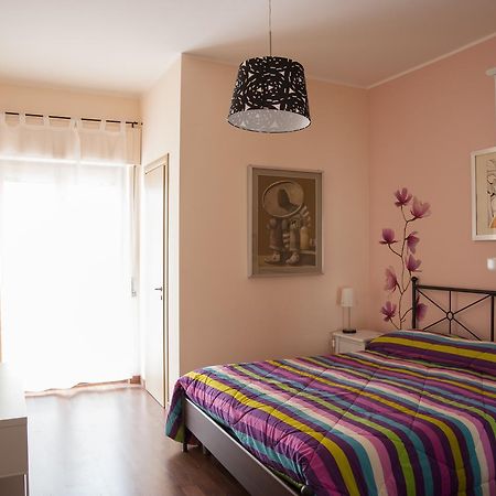 Alma B&B Crotone Eksteriør billede