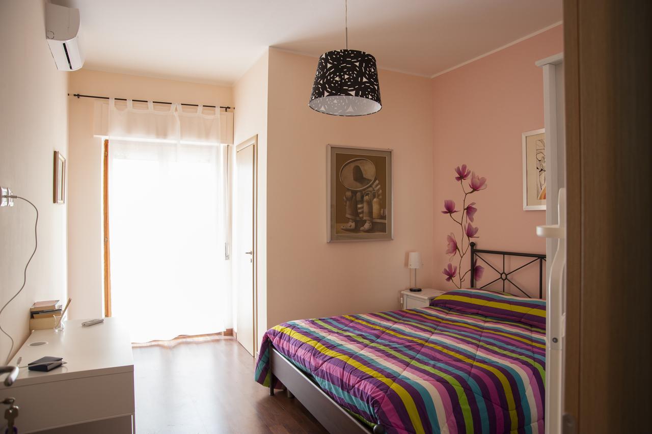 Alma B&B Crotone Eksteriør billede