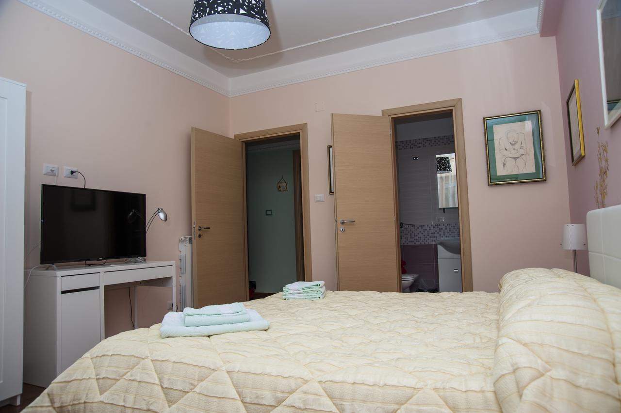 Alma B&B Crotone Eksteriør billede